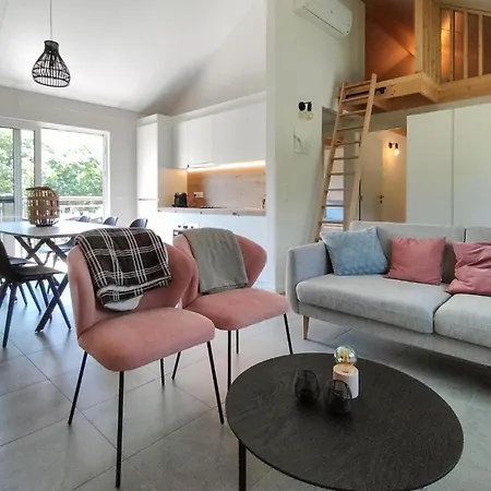 Dom wakacyjny In With Wifi